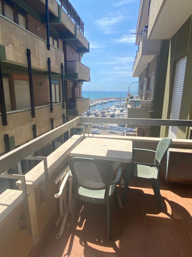 Lucia House Mare Nettuno Apartment Exterior photo
